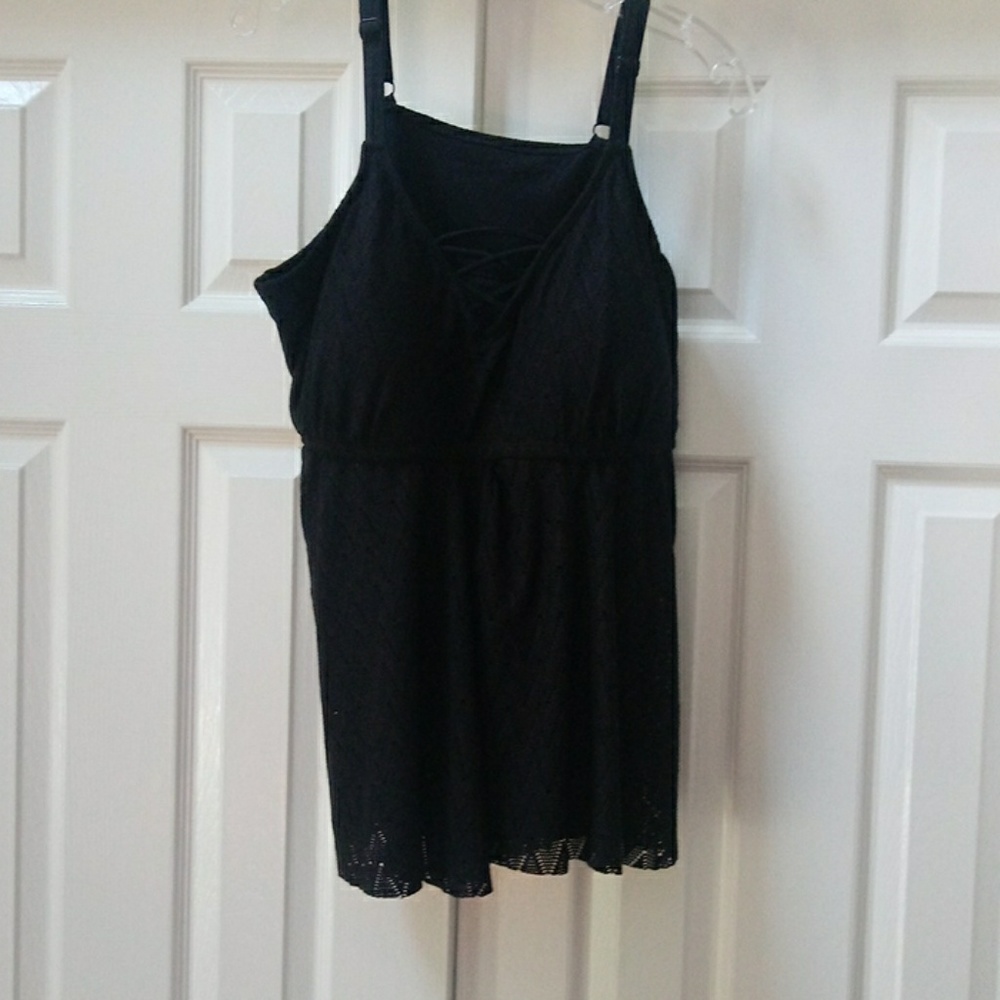 Beautiful Black Lacy Tankini top - 26tag/24fit EUC